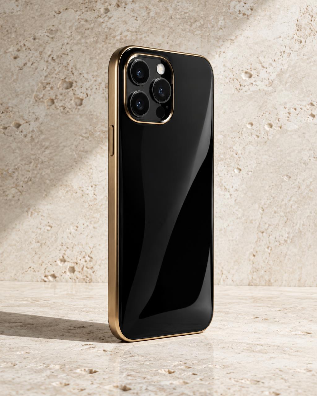 Obsidian black Élan phone case with gold trim